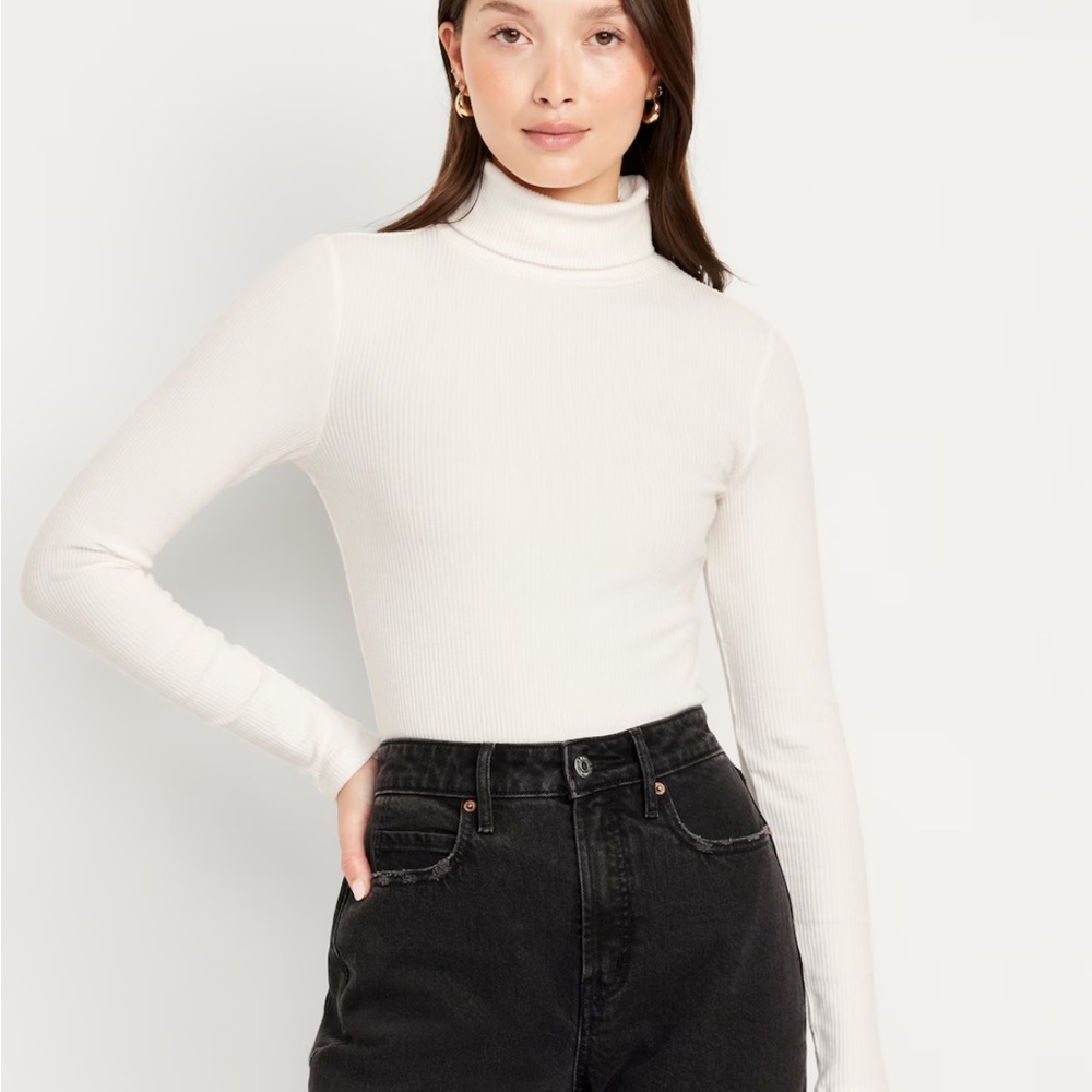 Old Navy Ribbed Turtleneck Sweater